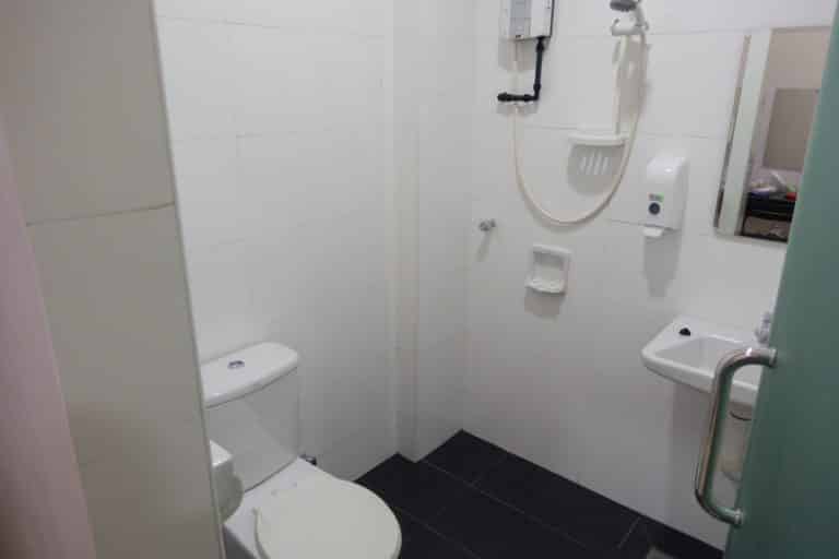 Nice and clean Bathroom at David's